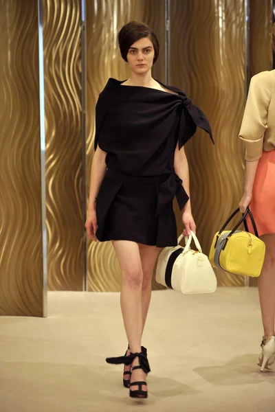 Look 6